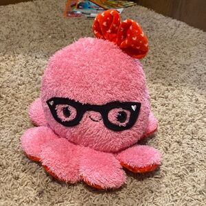 Hug fun valentines pink octopus